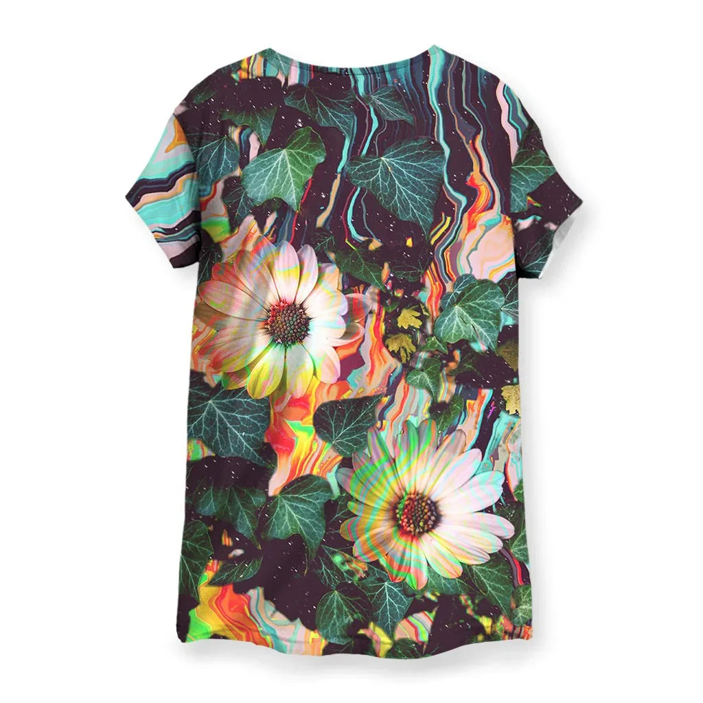 Floral Glitch Women's Tee - The misaligned CRT color separation warping the white African daisies against the melting cyber turquoise (#40E0D0) waves over a deep plum void (#2A1B2E)